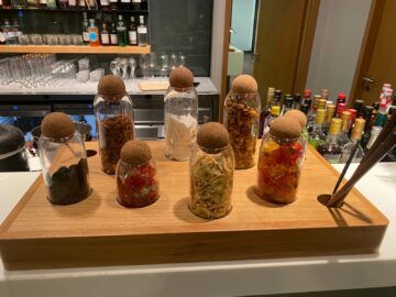 Lufthansa First Class Lounge A13 Frankfurt Snacks