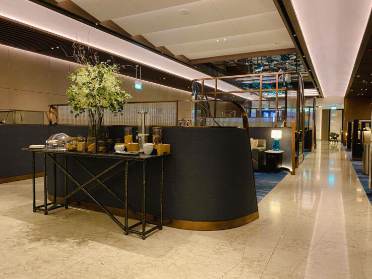 Singapore Airlines Neuer Private Room Blick In Die Lounge Vom Restaurant
