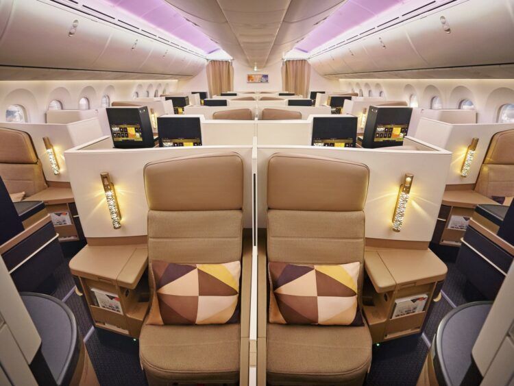 Etihad Boeing 787 9 Business Class Alt Copyright