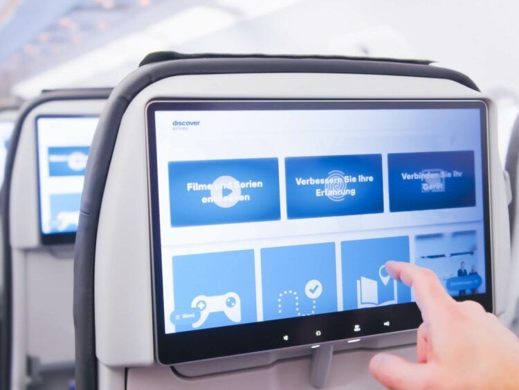 Discover Airlines Neues Inflight Entertainment System Touchscreen