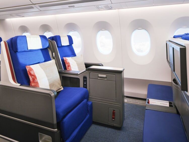 Edelweiss Airbus A350 900 Business Class Sitz Jamco Journey Copyright