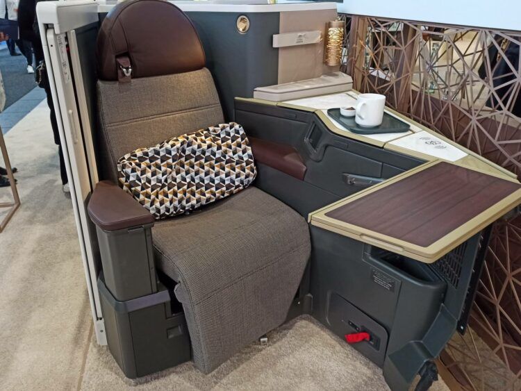 Etihad Business Class Sitz A350 Ausstellung