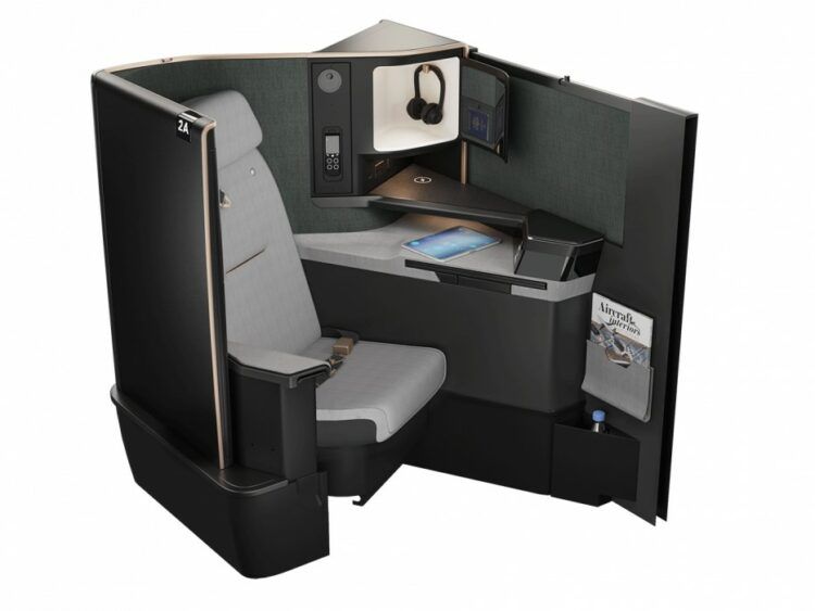 Safran Seats Versa Sitz Copyright