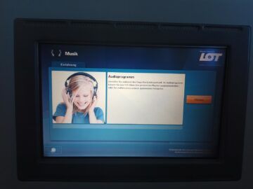Lot Polish Airlines Business Class Boeing 787 8 Entertainment Musik