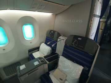 Lot Polish Airlines Business Class Boeing 787 8 Kabine 3