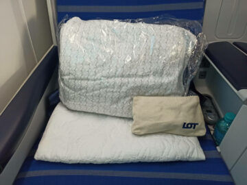 Lot Polish Airlines Business Class Boeing 787 8 Sitz Decke