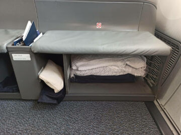Lot Polish Airlines Business Class Boeing 787 8 Sitz Ottomon