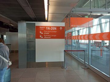 Lot Polish Airlines Business Class Lounge Mazurek Warschau Hinweis Lounge 2