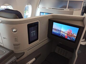 Lufthansa Airbus A350 Allegris Business Class Monitor