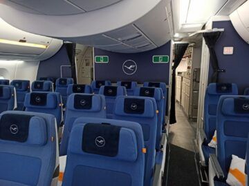 Lufthansa Airbus A350 Allegris Economy Class Kabine Hinterer Teil