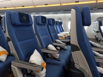 Lufthansa Airbus A350 Allegris Economy Class Mittelreihe Nahaufname