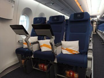 Lufthansa Airbus A350 Allegris Economy Class Notausgang