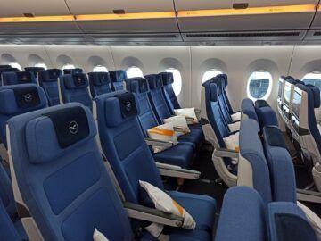 Lufthansa Airbus A350 Allegris Economy Class Sitz Mittelreihe