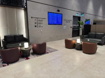 Qatar Airways Al Mourjan Business Lounge The Garden Sitzkombis
