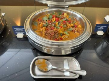 Chase Sapphire Lounge Hong Kong Massamann Curry