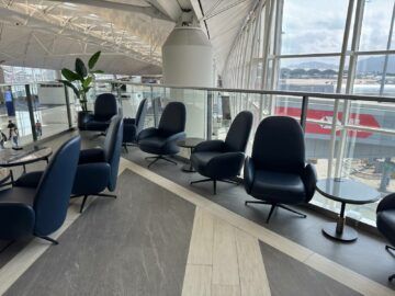 Chase Sapphire Lounge Hong Kong Sessel Flur