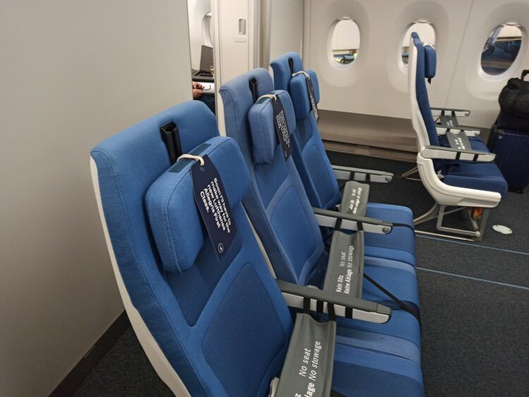 Lufthansa Allegris Airbus A350 Kabine Economy Class Statt First 2