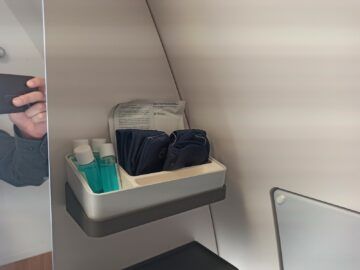 Lufthansa Allegris Business Class Airbus A350 Bad 1