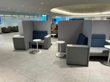 Korean Air Prestige Class Lounge East Seoul Incheon Sessel