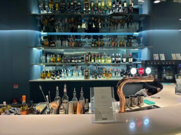 Korean Air Prestige Class Lounge West Seoul Incheon Bar2