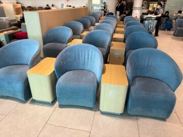 Korean Air Prestige Class Lounge West Seoul Incheon Sessel8