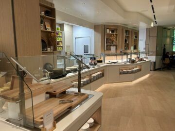 Lufthansa Allegris Lounge Newark Buffett Bereich