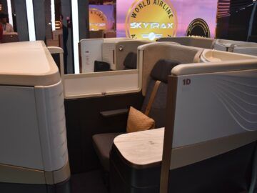 Turkish Airlines Crystal Business Class Farnborough Air Show Vordere Reihe