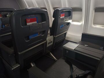 American Airlines Boeing 737 800 Domestic First Class Sitz 3