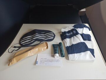 Condor Airbus A330neo Business Class Amenity Kit 3