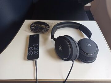 Condor Airbus A330neo Business Class Entertainment Kopfhoerer