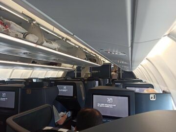 Condor Airbus A330neo Business Class Kabine 1