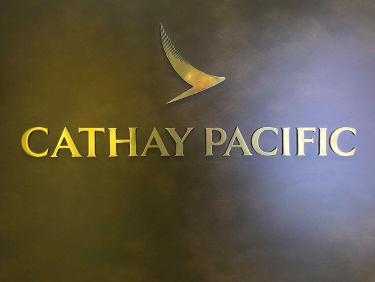 Review Cathay Pacific First Class Lounge London Logo
