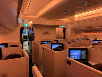 Etihad Airways Business Class Airbus A350 1000 Blick Nach Vorne