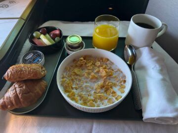 Etihad Airways Business Class Airbus A350 1000 Cornflakes