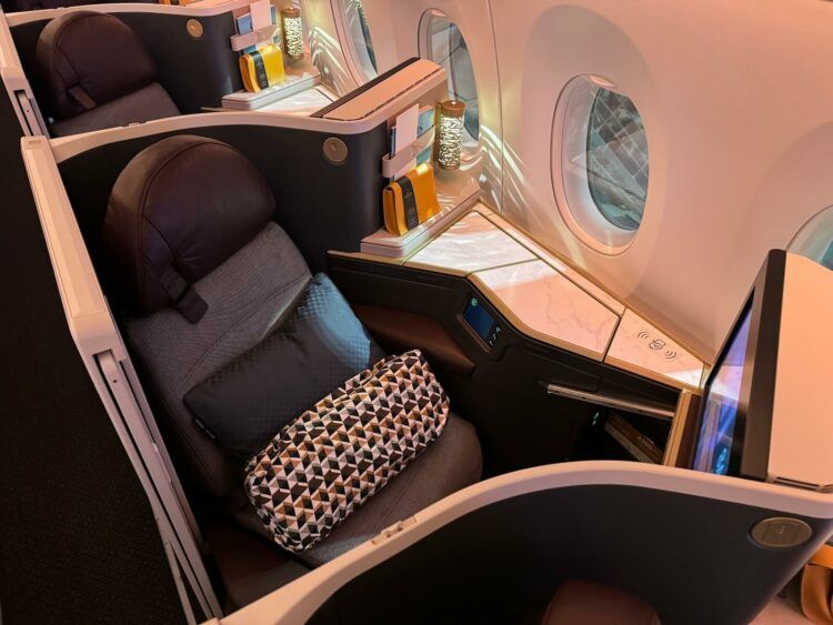 Etihad Airways Business Class Airbus A350 1000 Sitz2