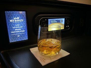 Etihad Airways Business Class Boeing 787 Whiskey