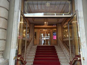 Steigenberger Icon Frankfurter Hof Haupteingang