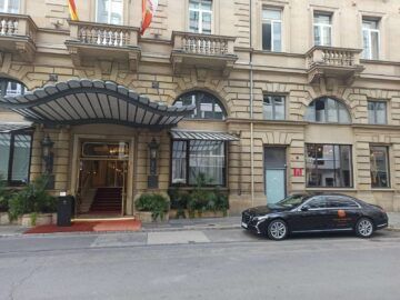 Steigenberger Icon Frankfurter Hof Haupteingang Fassade