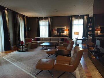 Steigenberger Icon Frankfurter Hof Wohnzimmer 2