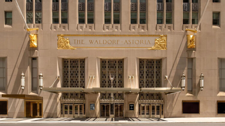 Waldorf Astoria New York Eingang Copyright