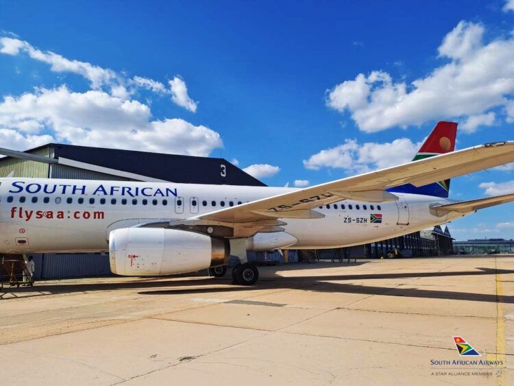 South African Airways Flugzeug Airbus A320 Copyright