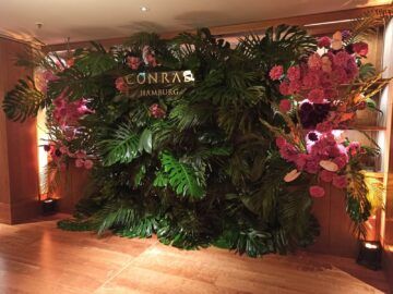 Conrad Hamburg Flur Blumen