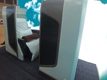 Oman Air Business Studio Sitz Aussen