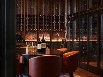 Park Hyatt London River Thames Tamise Wine Library Copyright