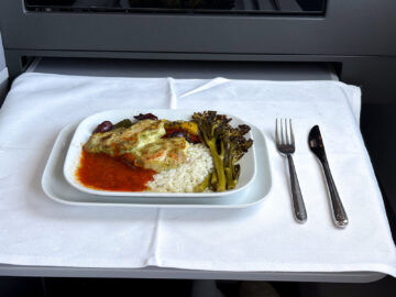 Lufthansa Allegris Business Class Airbus A350 Abendessen Hauptgang