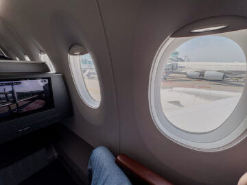 Lufthansa Allegris Business Class Airbus A350 Fenster Aussicht Kamera
