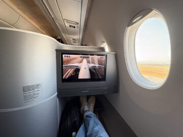 Lufthansa Allegris Business Class Airbus A350 Landeanflug Kamera