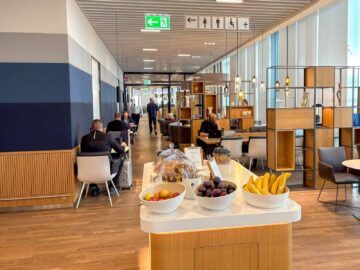 Lufthansa Senator Lounge Berlin Desserts