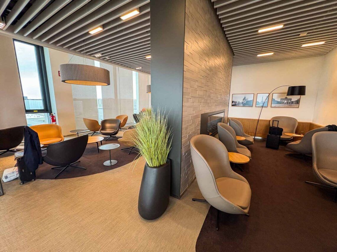 Lufthansa Senator Lounge Berlin Sitze