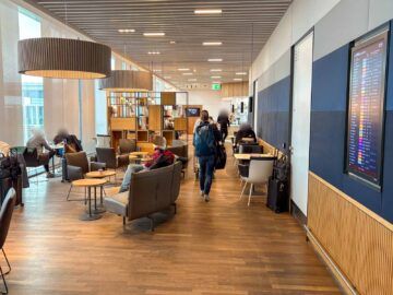 Lufthansa Senator Lounge Berlin Sitzmoeglichkeiten